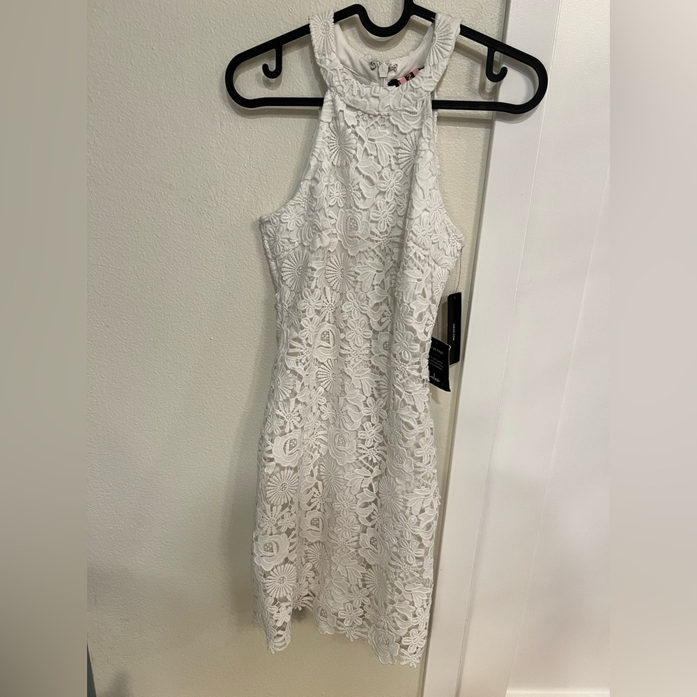 White lace dress NWT Lulus